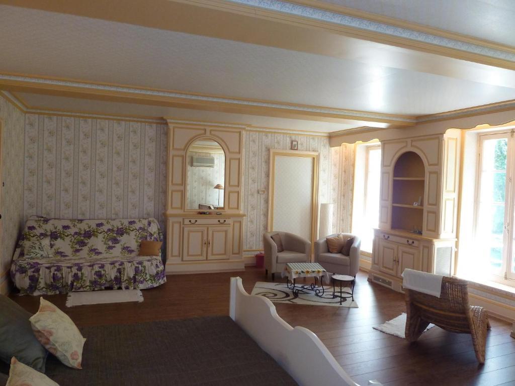 Lagarrigue  Chateau De Lacaze Bed & Breakfast エクステリア 写真